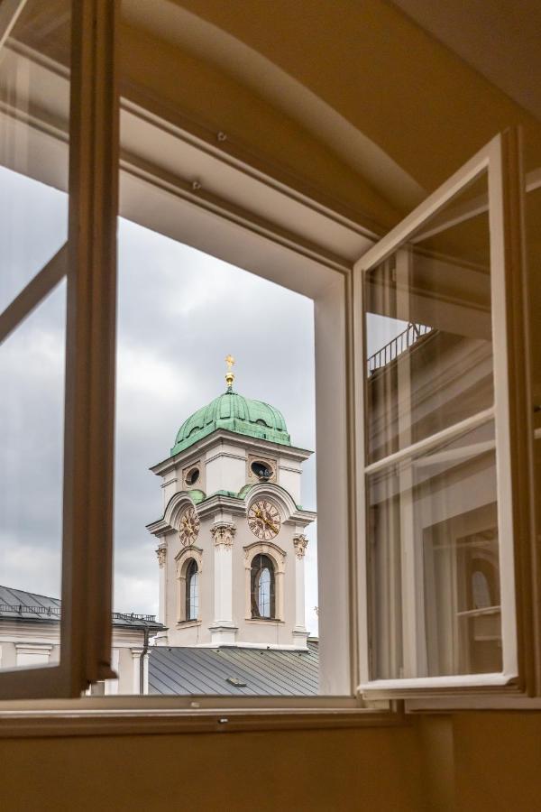 Gaestehaus Im Priesterseminar Salzburg Hotel Bagian luar foto